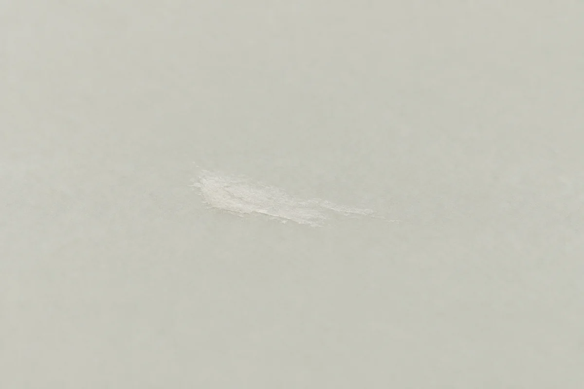 Illustration der Materialeigenschaft: Trocken / kaum Schleim
