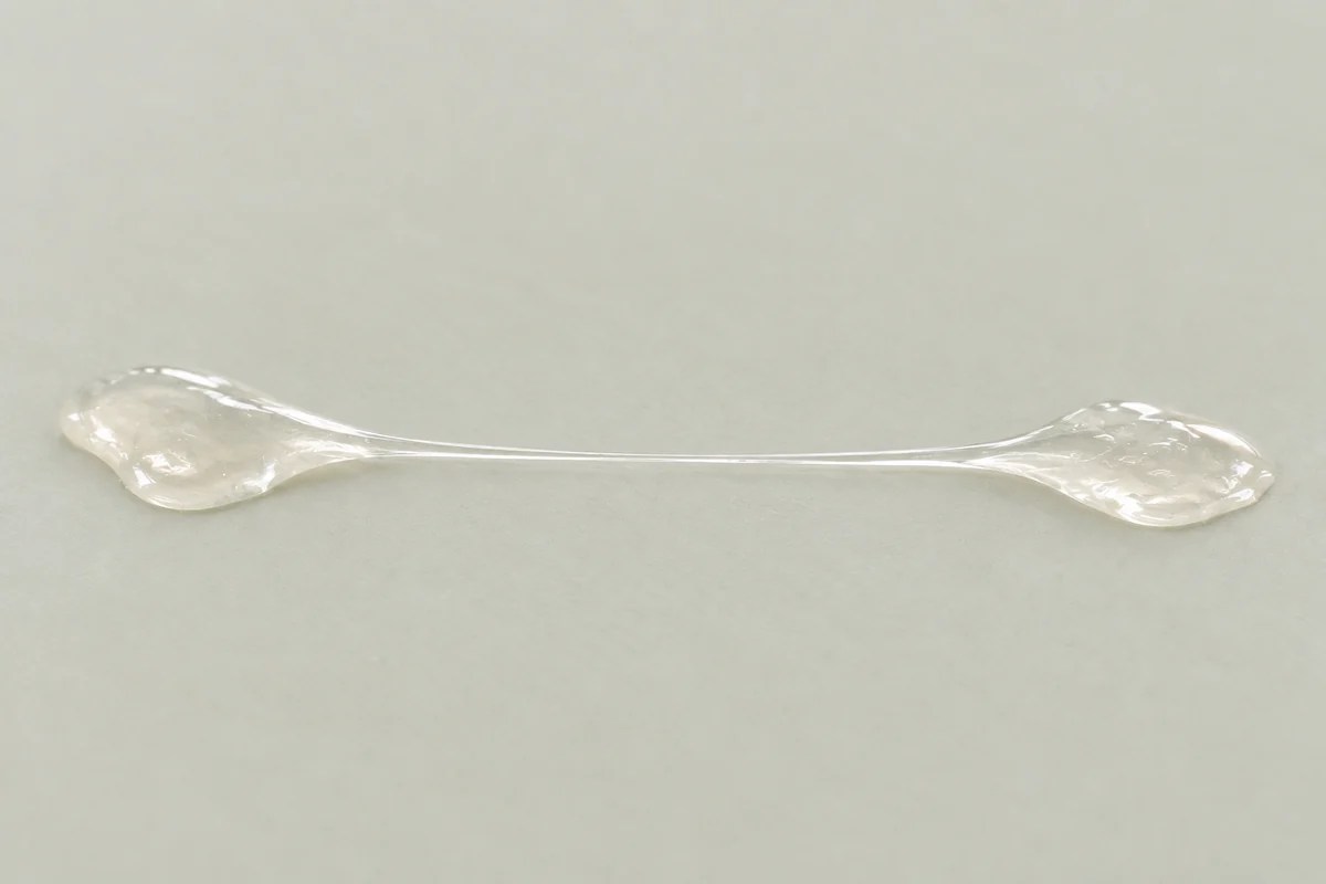 Illustration der Materialeigenschaft: Spinnbar / eiweißartig